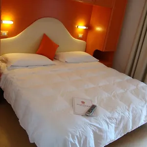 Polo Hotel